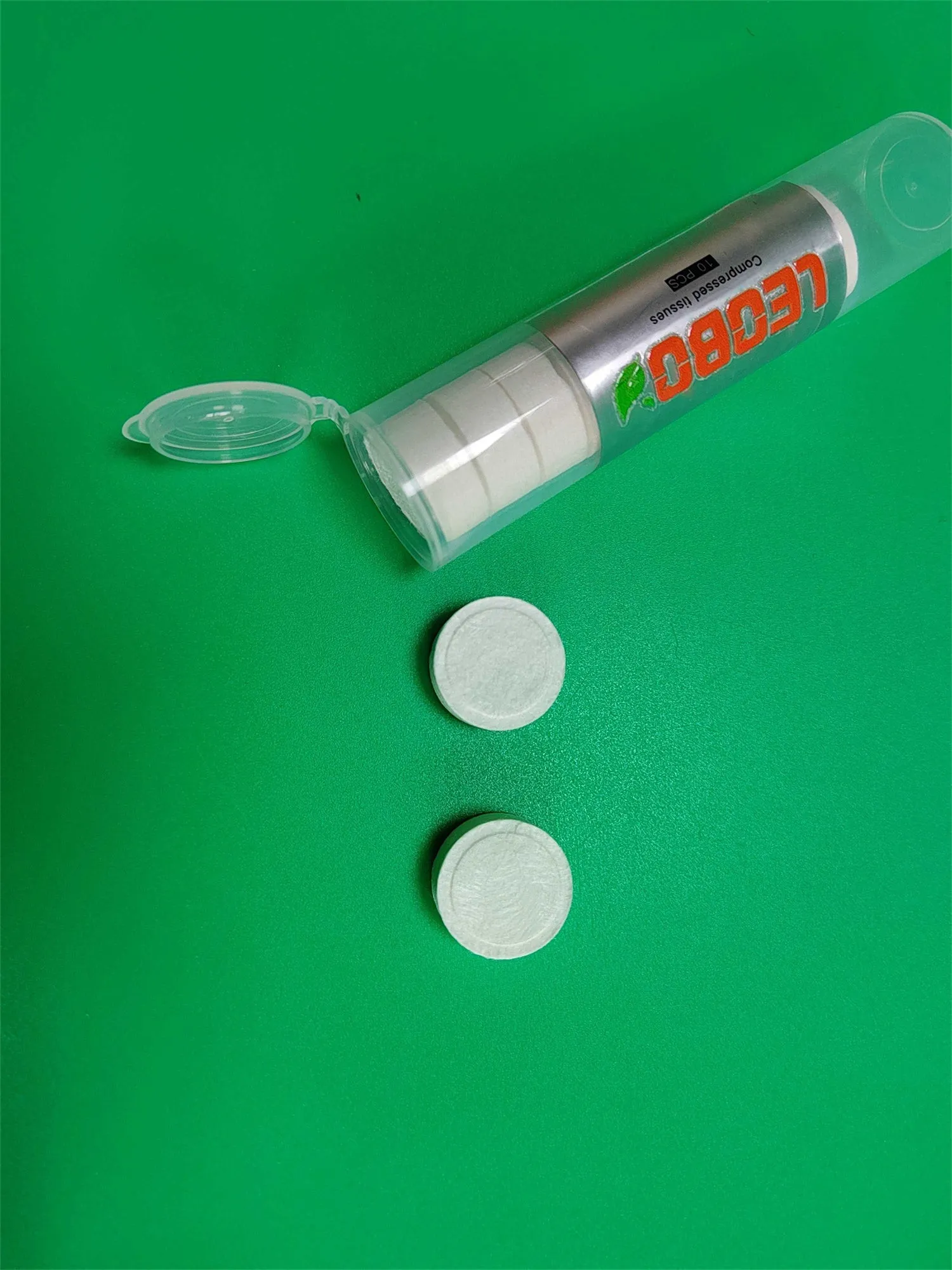 LEOBOX Compressed towels，Portable compressed towels for travel/home/outdoor activities