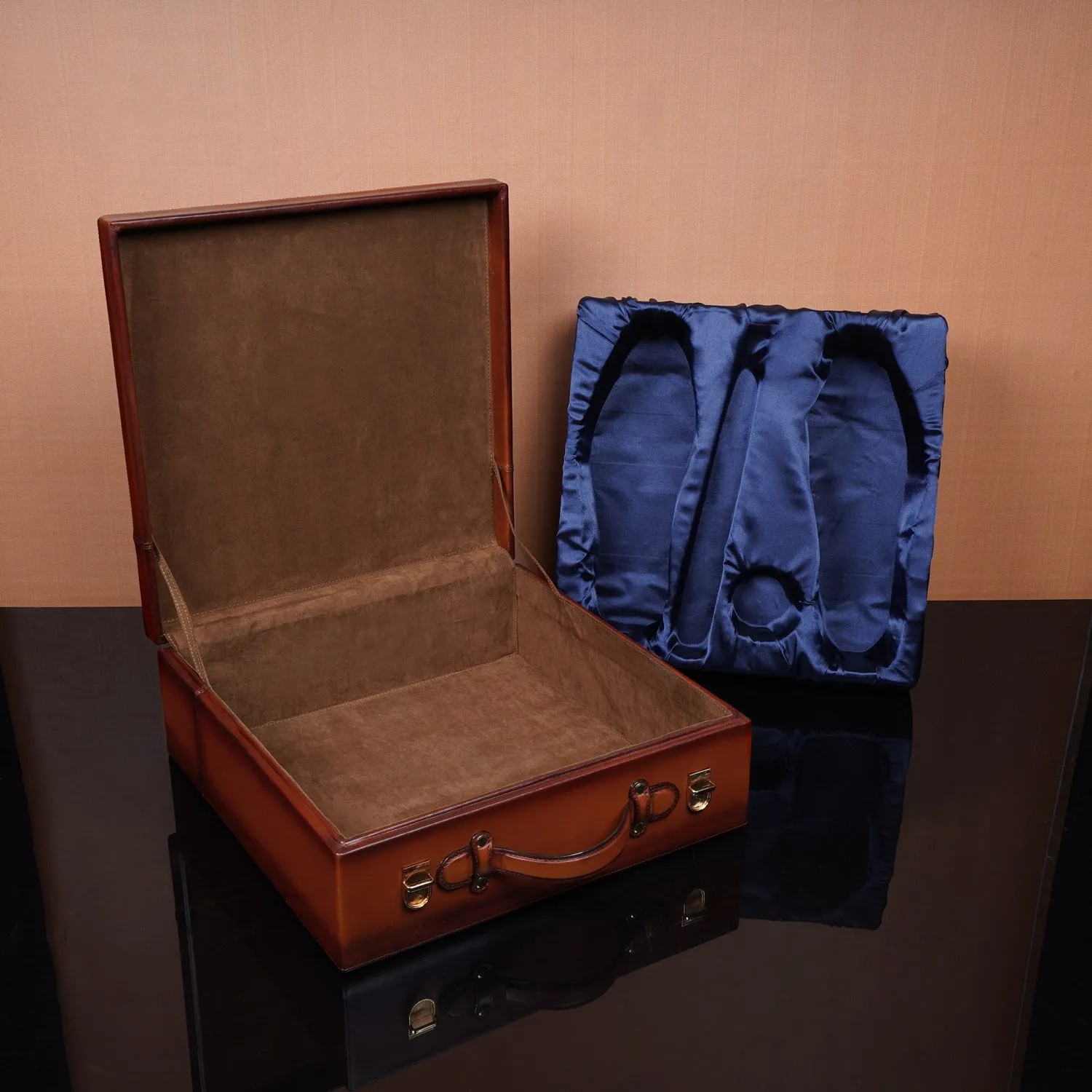 Tan Shoe Case in Genuine Leather